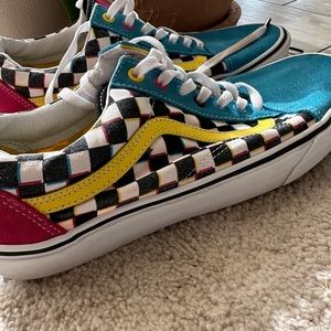 Van’s multicolor old skool size 12